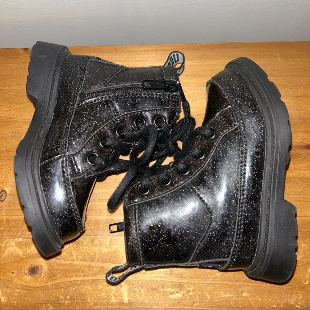 UGG Kids Robley Black Sparkle Boots Size 7C - Picture 6 of 9